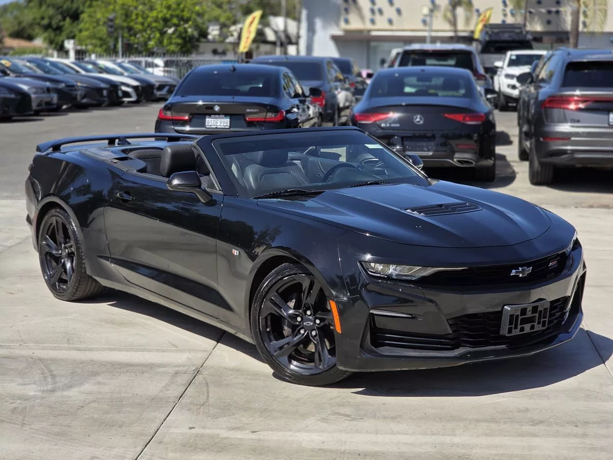 2020 Chevrolet Camaro 2SS - Carnova Inc. photo 4