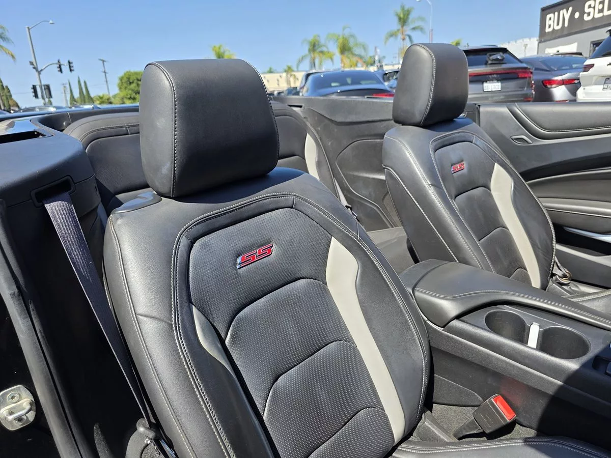 2020 Chevrolet Camaro 2SS - Carnova Inc. photo 14
