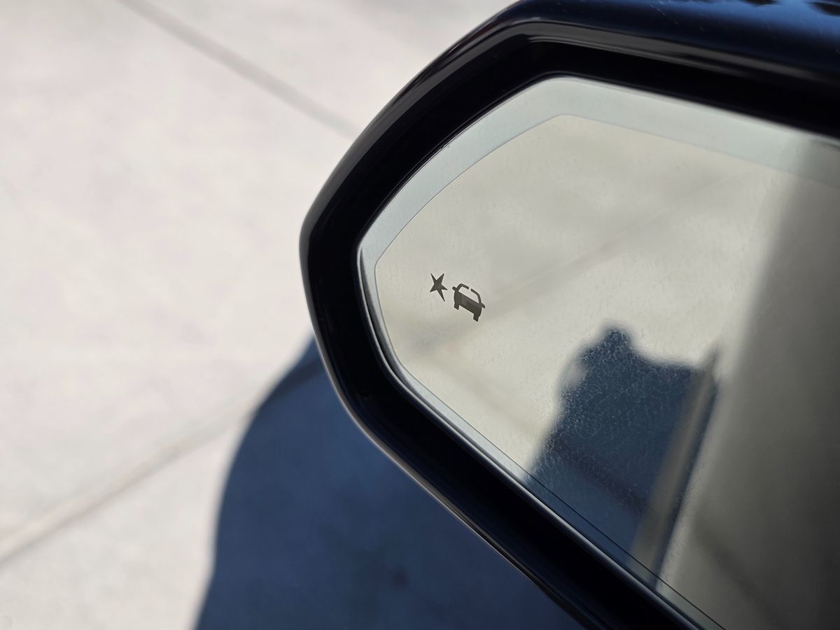 Chevrolet Camaro photo 24