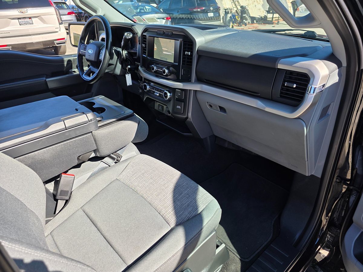 Ford F-150 photo 11
