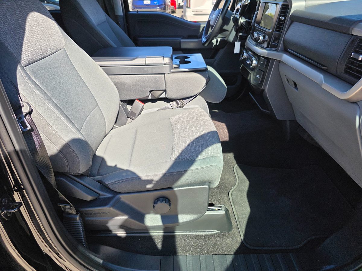 Ford F-150 photo 12
