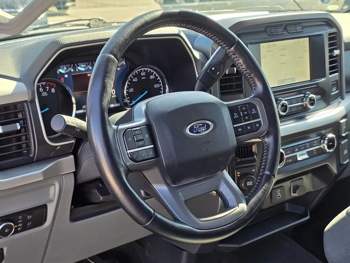 2022 Ford F-150 XLT - Carnova Inc. photo 15
