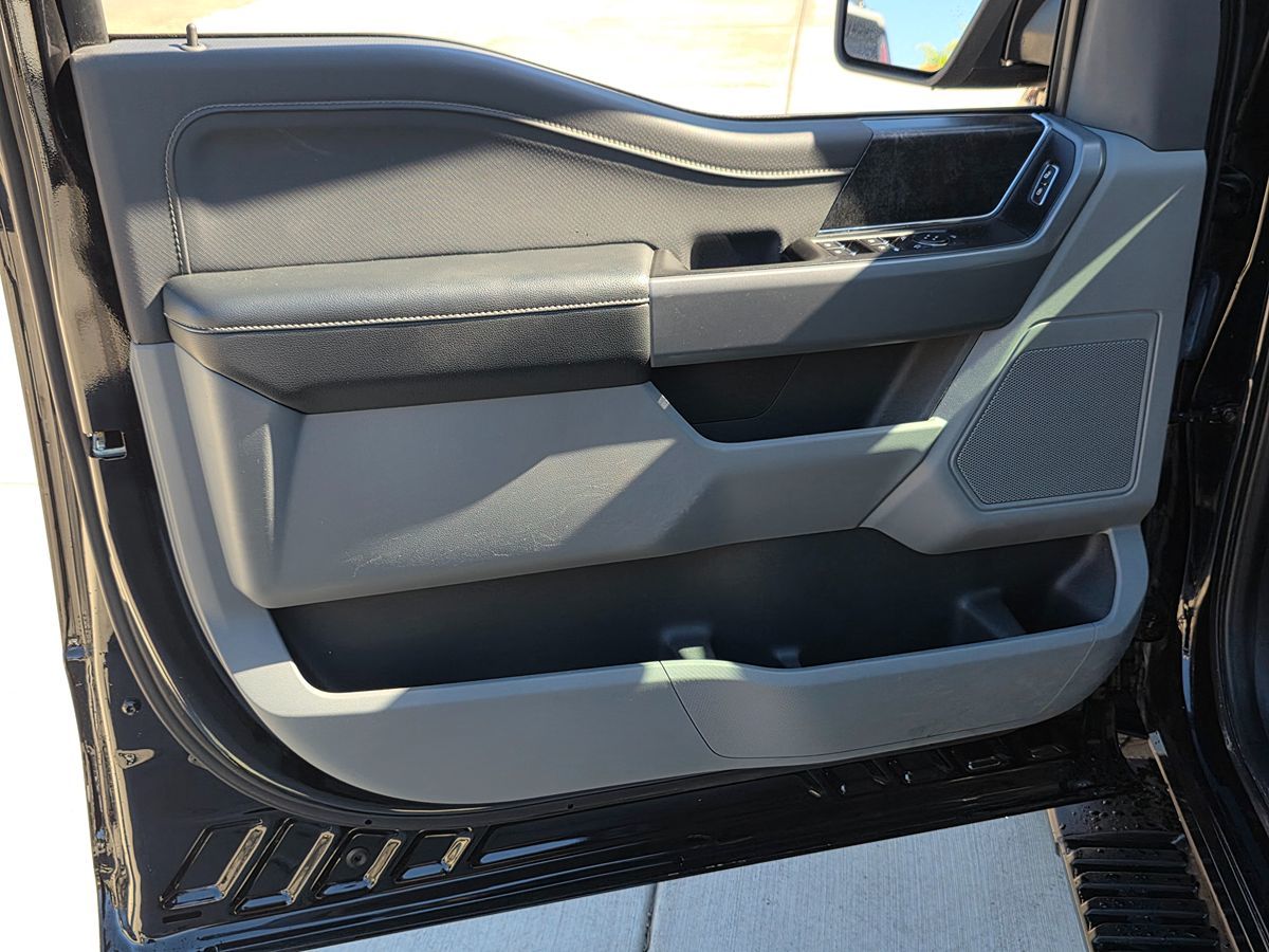Ford F-150 photo 25
