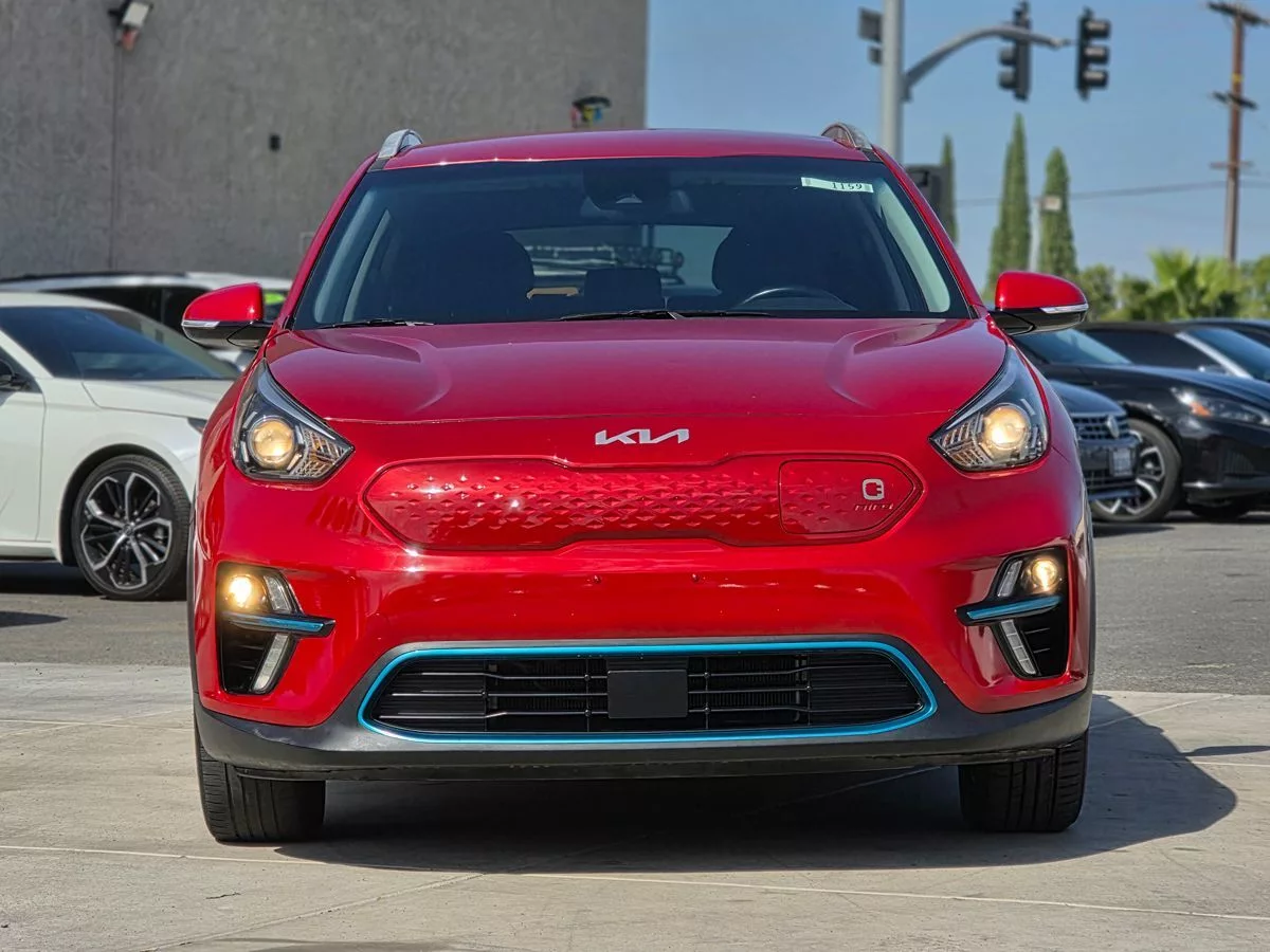 2022 Kia Niro EV EX - Carnova Inc. photo 4