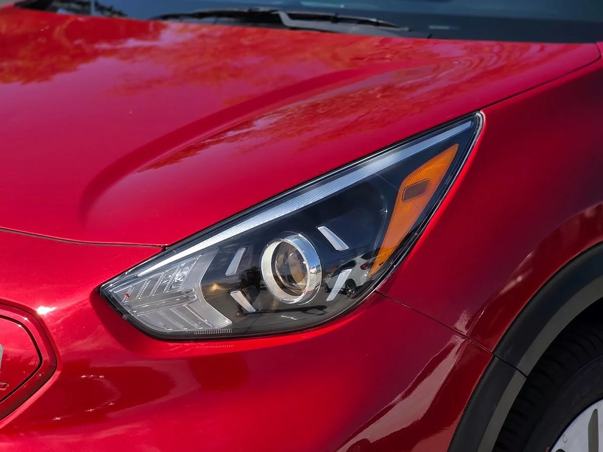 2022 Kia Niro EV EX - Carnova Inc. photo 6