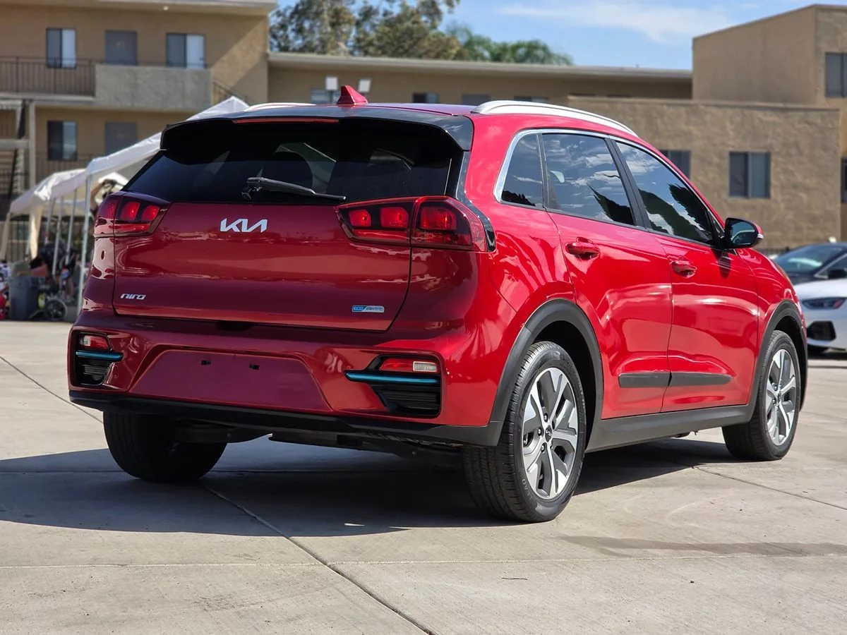 2022 Kia Niro EV EX - Carnova Inc. photo 11