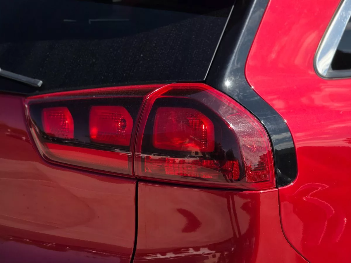 2022 Kia Niro EV EX - Carnova Inc. photo 12