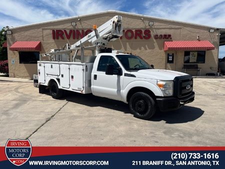 2012 Ford Super Duty F-350 DRW XL