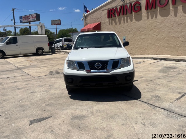 2018 Nissan Frontier SV photo 2