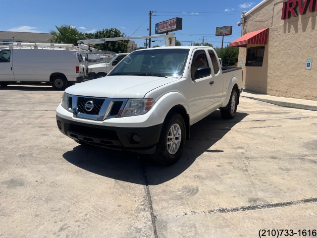 2018 Nissan Frontier SV photo 3