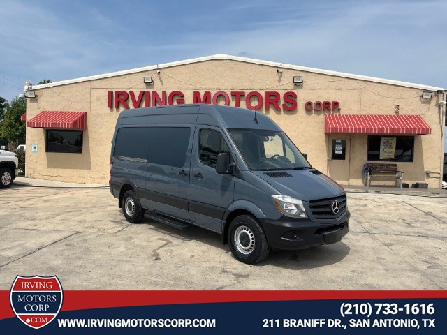 2018 Mercedes-Benz Worker 2500 Standard Roof V6 144"  RWD