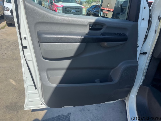 2014 Nissan NV photo 9