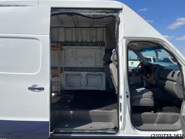 2014 Nissan NV photo 19