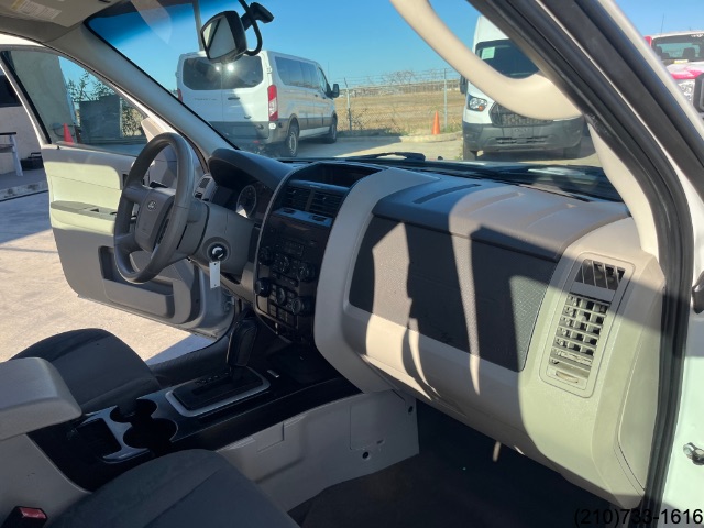 2012 Ford Escape XLS photo 27