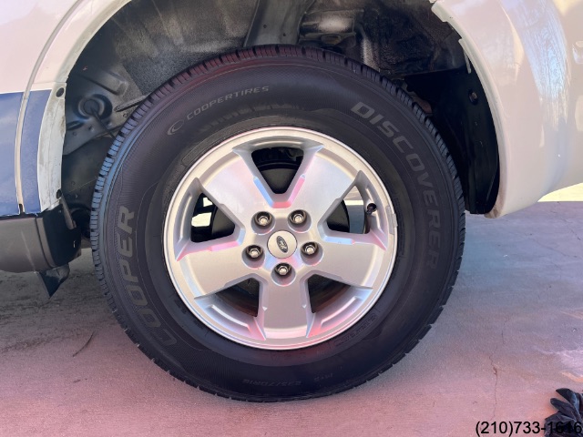 2012 Ford Escape XLS photo 28