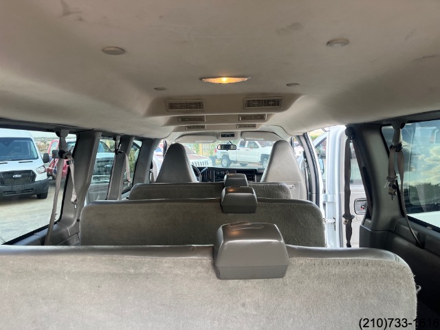 2020 Chevrolet Express Passenger LS photo 21