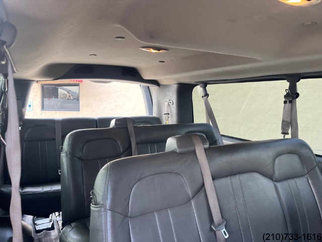 2020 Chevrolet Express Passenger LS photo 25