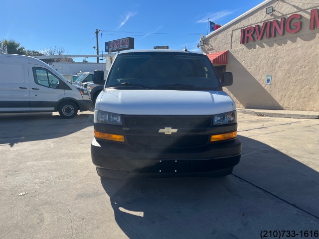 2019 Chevrolet Express Cargo Van photo 2