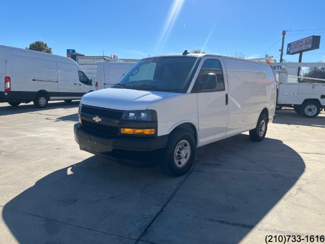 2019 Chevrolet Express Cargo Van photo 3