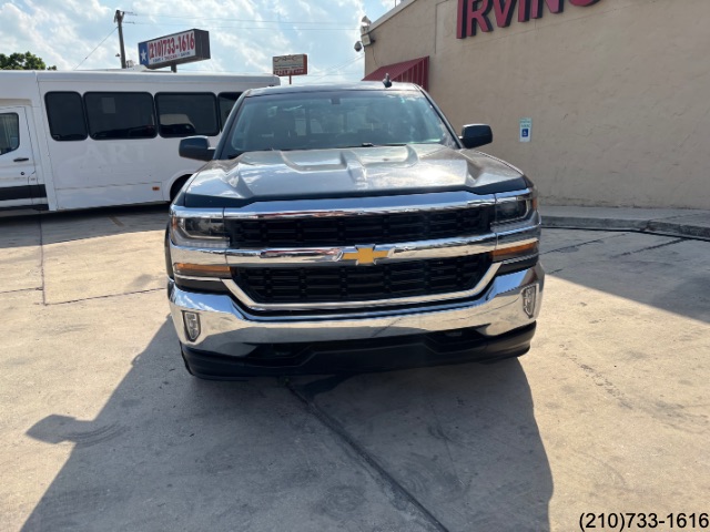 2018 Chevrolet Silverado 1500 LT Texas Edition photo 2