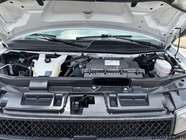 2021 Chevrolet Express Cutaway photo 9