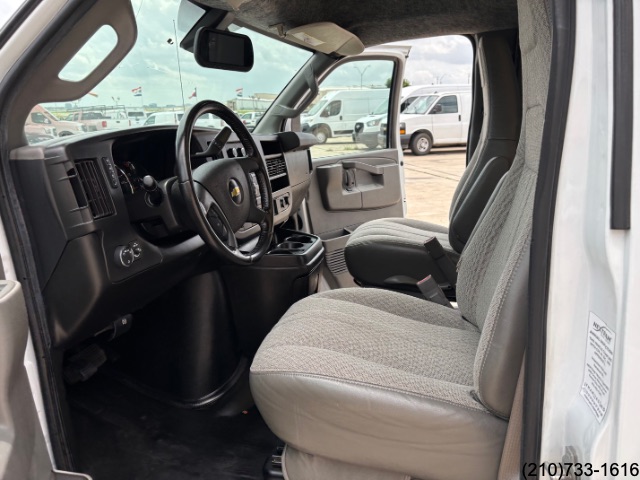 2021 Chevrolet Express Cutaway photo 14