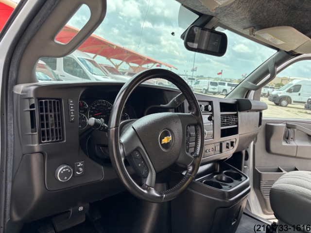 2021 Chevrolet Express Cutaway photo 15