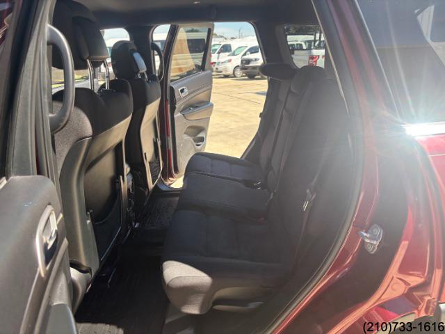 2018 Jeep Grand Cherokee Laredo E photo 24