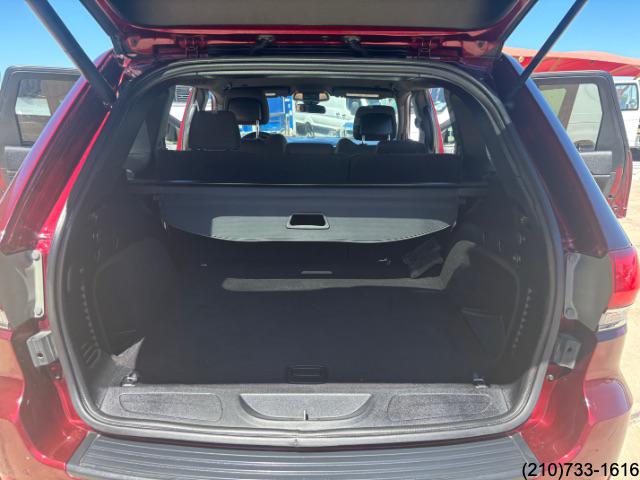 2018 Jeep Grand Cherokee Laredo E photo 26
