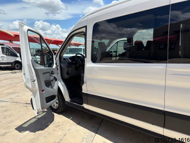 2019 Ford Transit Passenger XL photo 11