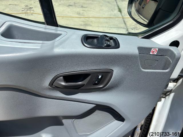 2019 Ford Transit Passenger XL photo 12