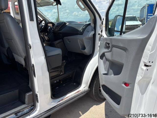 2019 Ford Transit Passenger XL photo 25