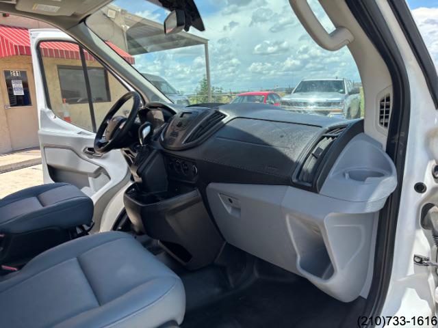 2019 Ford Transit Passenger XL photo 26