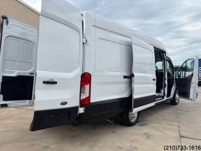 2023 Ford Transit Cargo Van photo 21