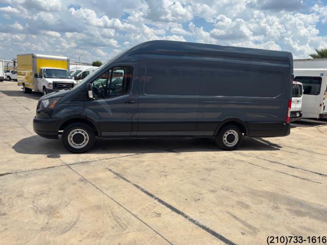 2019 Ford Transit Van photo 4