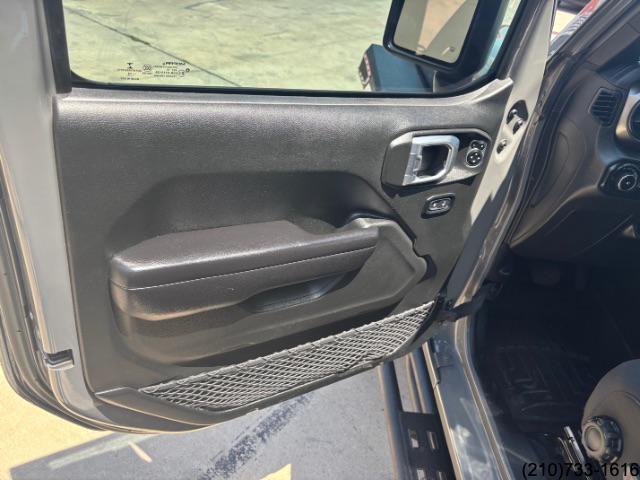 2019 Jeep Wrangler Unlimited Sport S photo 12