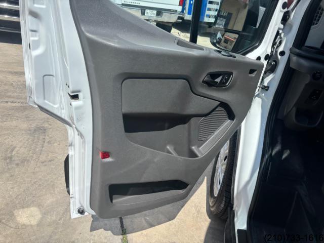 2021 Ford Transit Passenger XLT photo 9