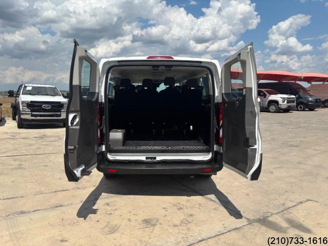 2021 Ford Transit Passenger XLT photo 16