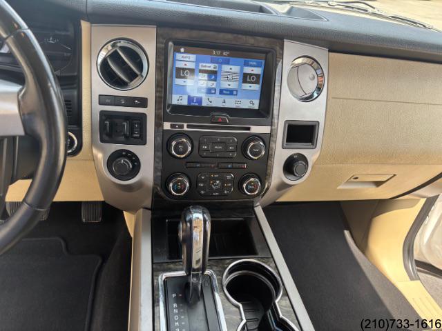 2017 Ford Expedition Limited photo 16