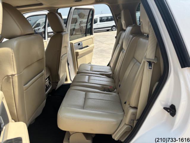 2017 Ford Expedition Limited photo 19