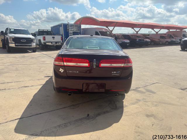 2012 Lincoln MKZ Hybrid photo 3