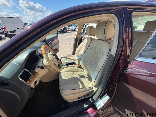 2012 Lincoln MKZ Hybrid photo 18