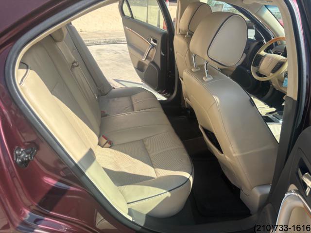 2012 Lincoln MKZ Hybrid photo 23