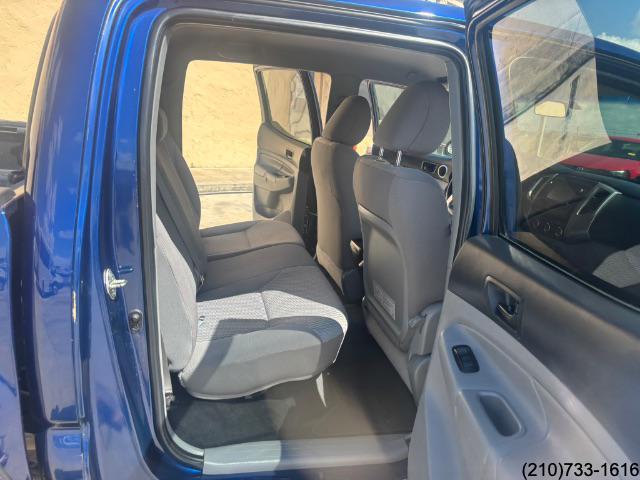 2015 Toyota Tacoma PreRunner photo 24