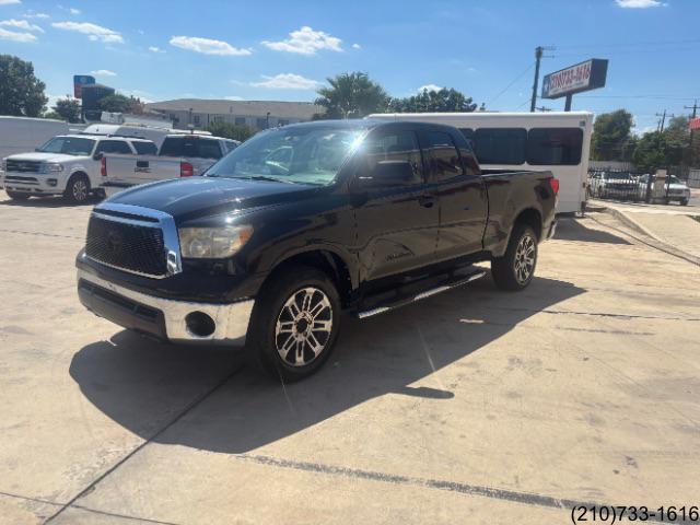 2012 Toyota Tundra Double Cab photo 2