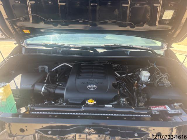 2012 Toyota Tundra Double Cab photo 8