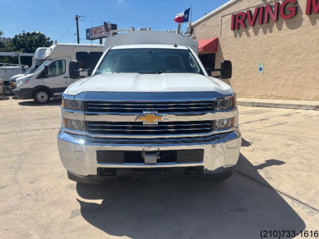 2015 Chevrolet Silverado 3500HD Work Truck photo 2