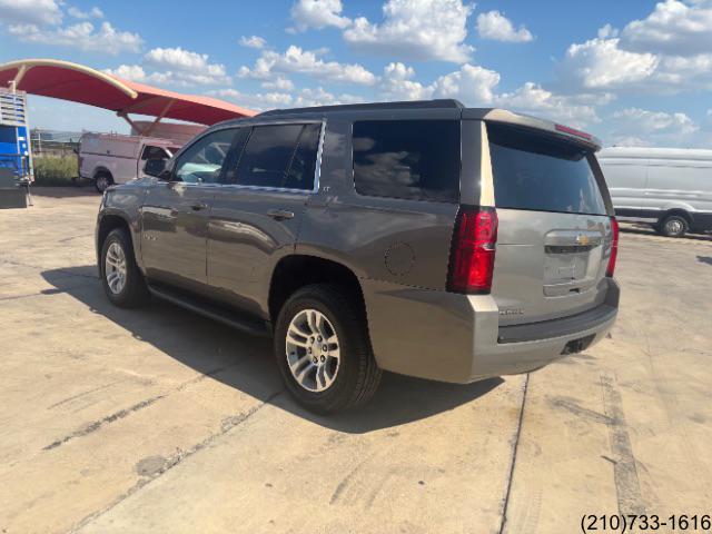 2017 Chevrolet Tahoe LT photo 5