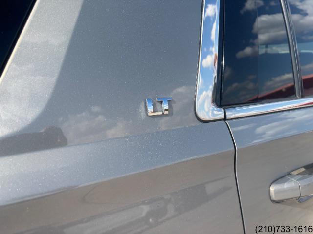 2017 Chevrolet Tahoe LT photo 11