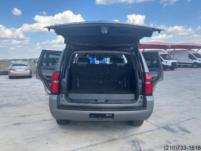 2017 Chevrolet Tahoe LT photo 23